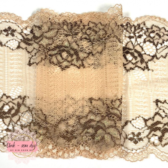 Blonde 16 cm - Beige med brunt broderi