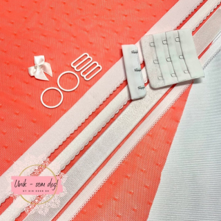 BH sett med prikkete stretch mes