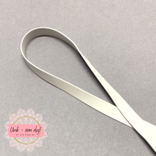 Gummistrikk hvit, 8mm | Sy din egen bikini og badetøy