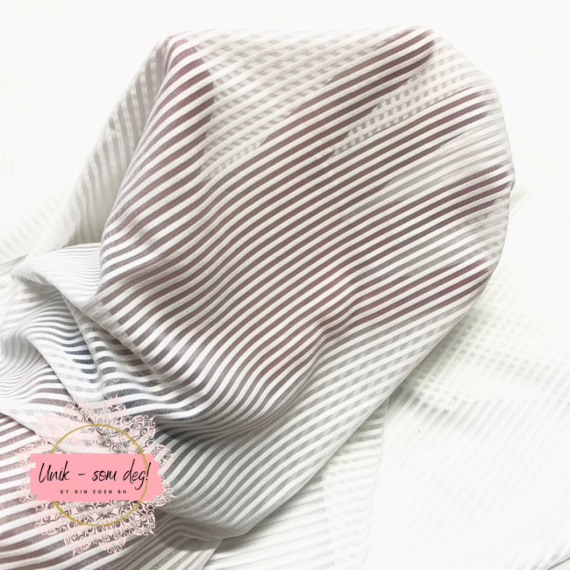 Stripete stretch mesh